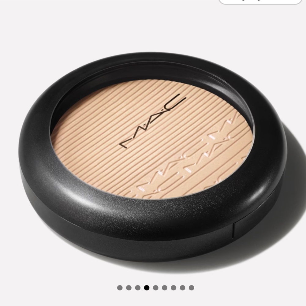 NIB Mac Double Gleam Extra Dimension Skinfinish
Liquid-Powder Highlighter - Picture 4 of 4